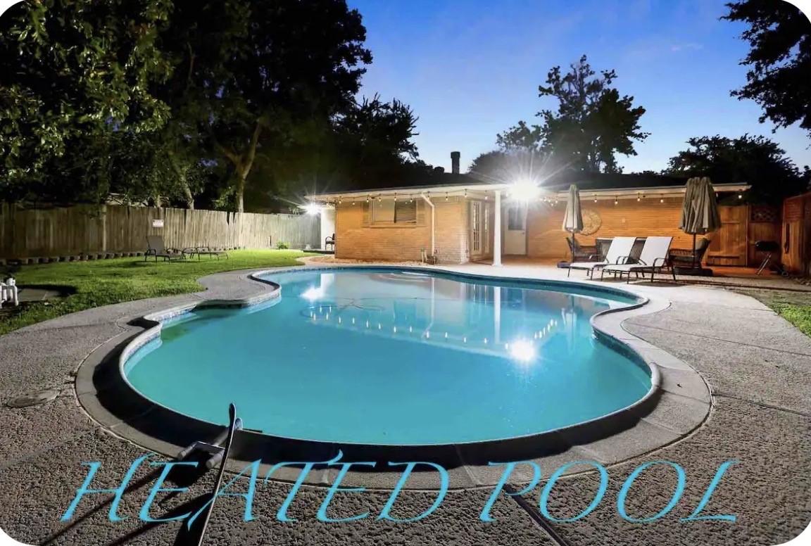 Image 2: Heated pool