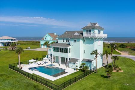 4001 Biscayne Beach Road