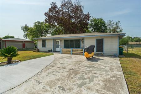 217 Sarlee Drive