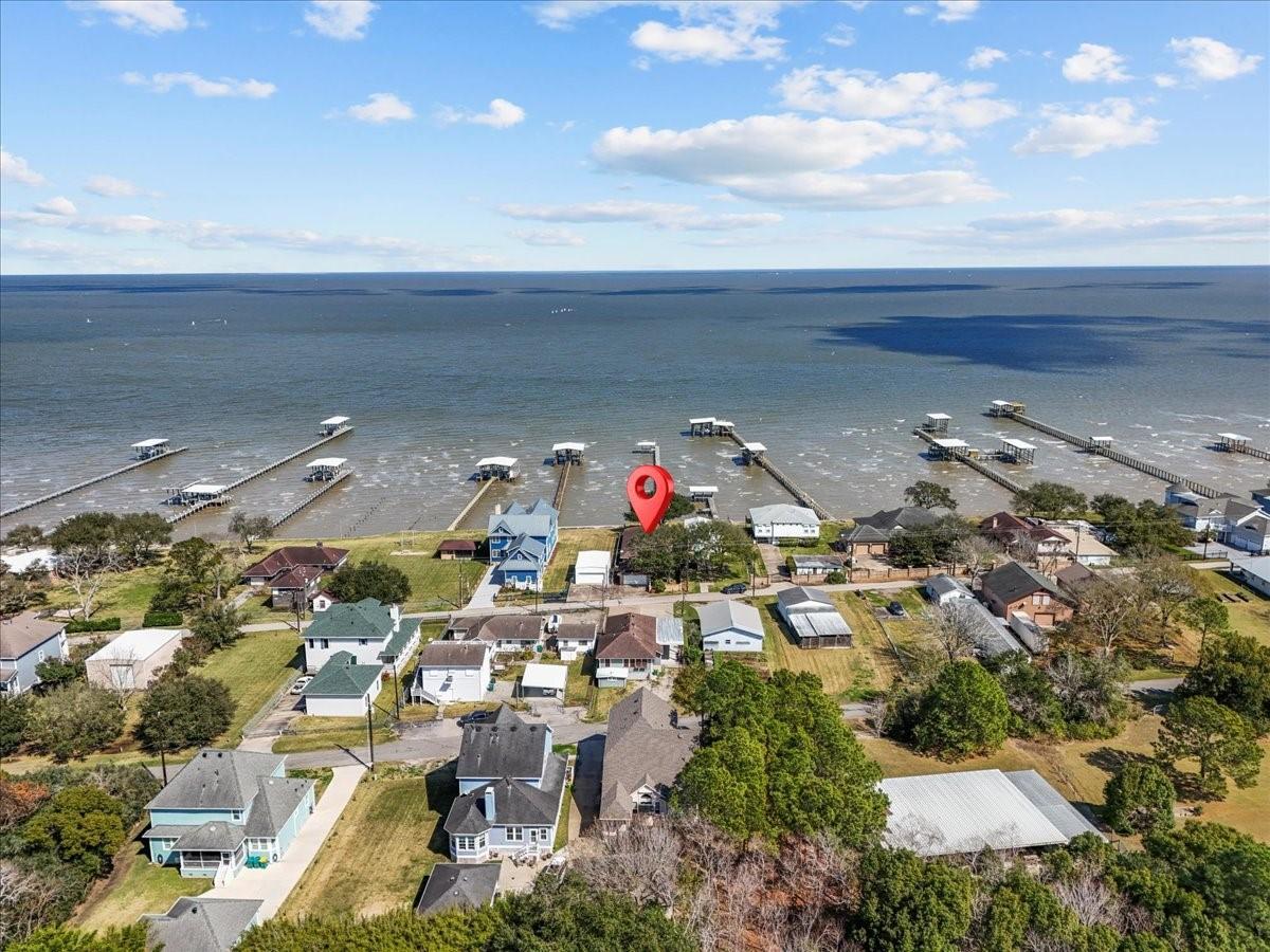 Image 2: Wonderful opportunity in a prime location in Bayvi