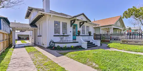3519 Avenue R 1/2