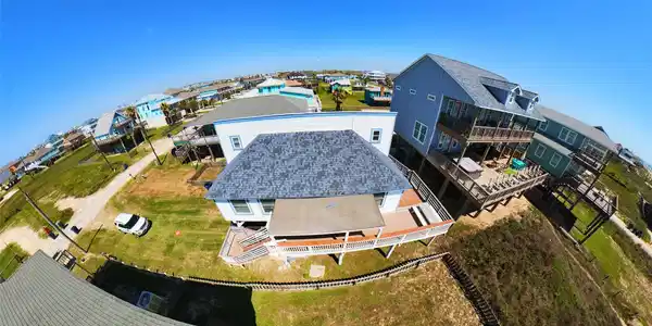 Image 3: The side of the house