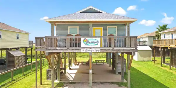 757 Bluewater Highway