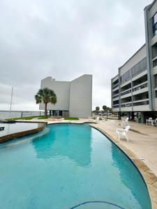 580 Pleasure Island Boulevard