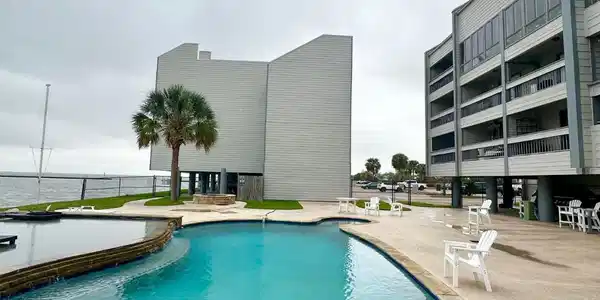 580 Pleasure Island Boulevard