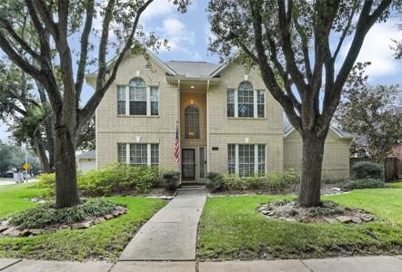 1726 Rustic Oak Lane