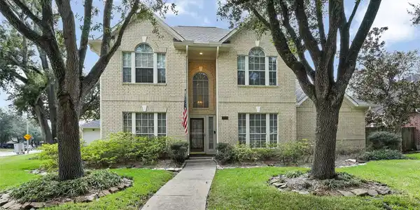 1726 Rustic Oak Lane