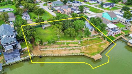 3014 Bay Oaks Harbor Drive