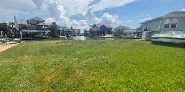 422 TAHITI Road
