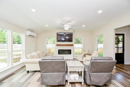 145 Perch Point