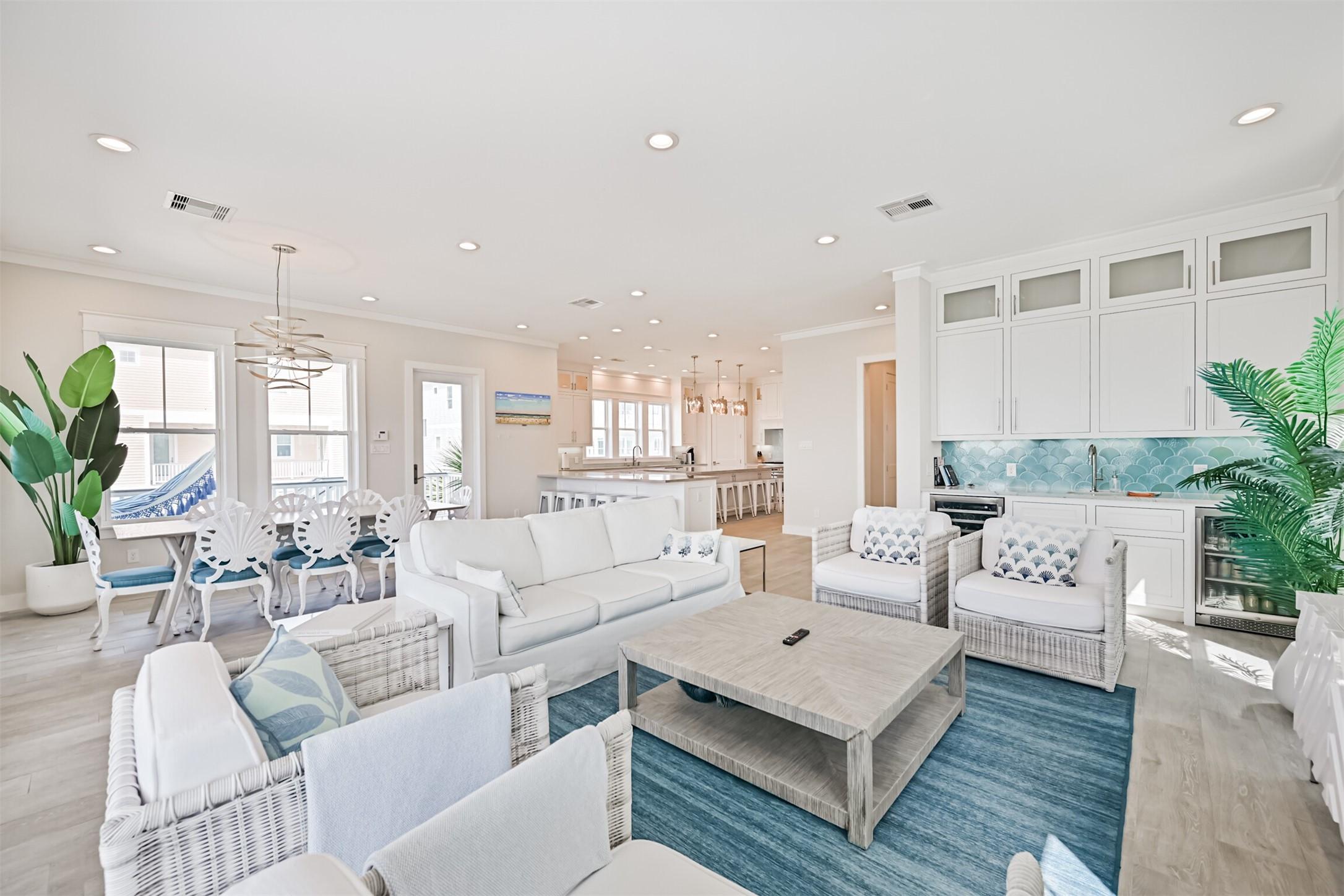 Image 4: Living Room and Dining Room