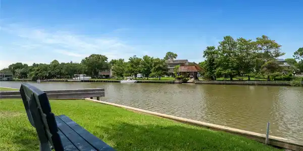 18511 Egret Bay Boulevard