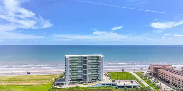 Image 2: Water Views from front and back of Ocean Grove