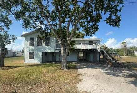 50 N Vivian Stevens Street