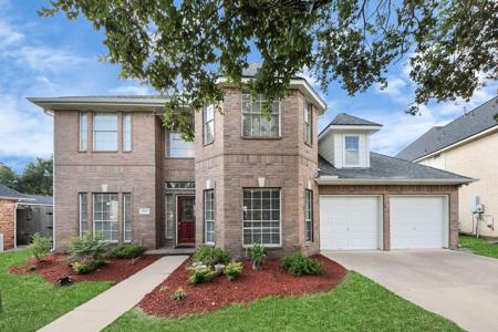 2613 Broussard Court