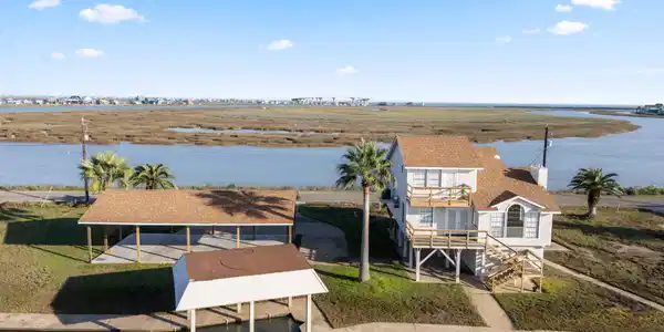 Image 2: canal view