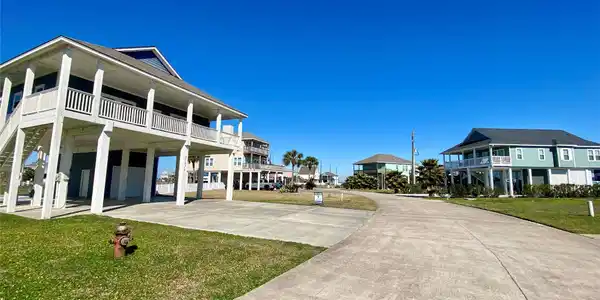 Image 4: Looking north down the street
