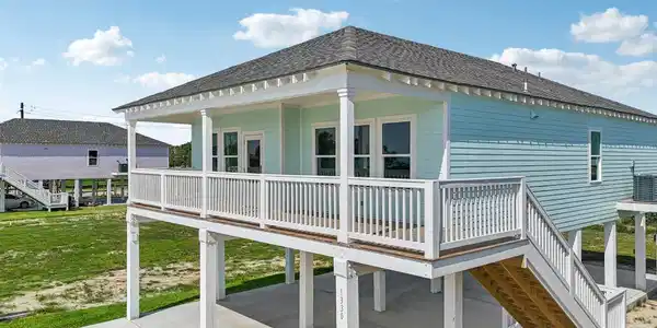 1326 Sapphire Palms Court