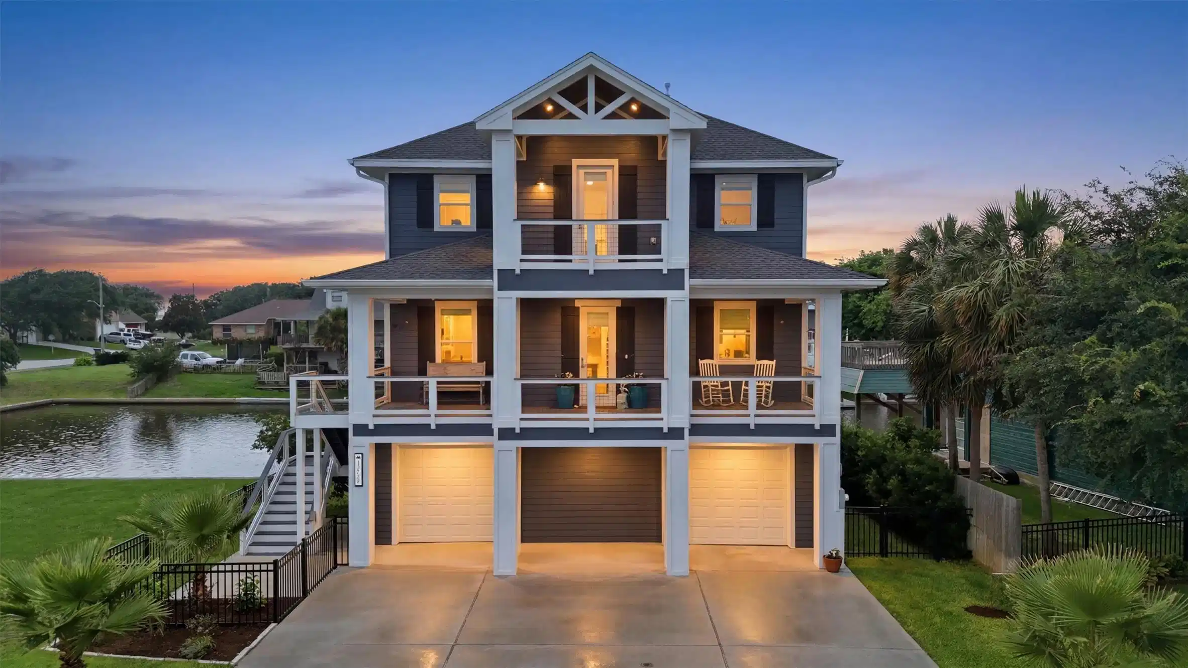 Image 1: Enjoy the best of Galveston&rsquo;s coastal lifestyle fr