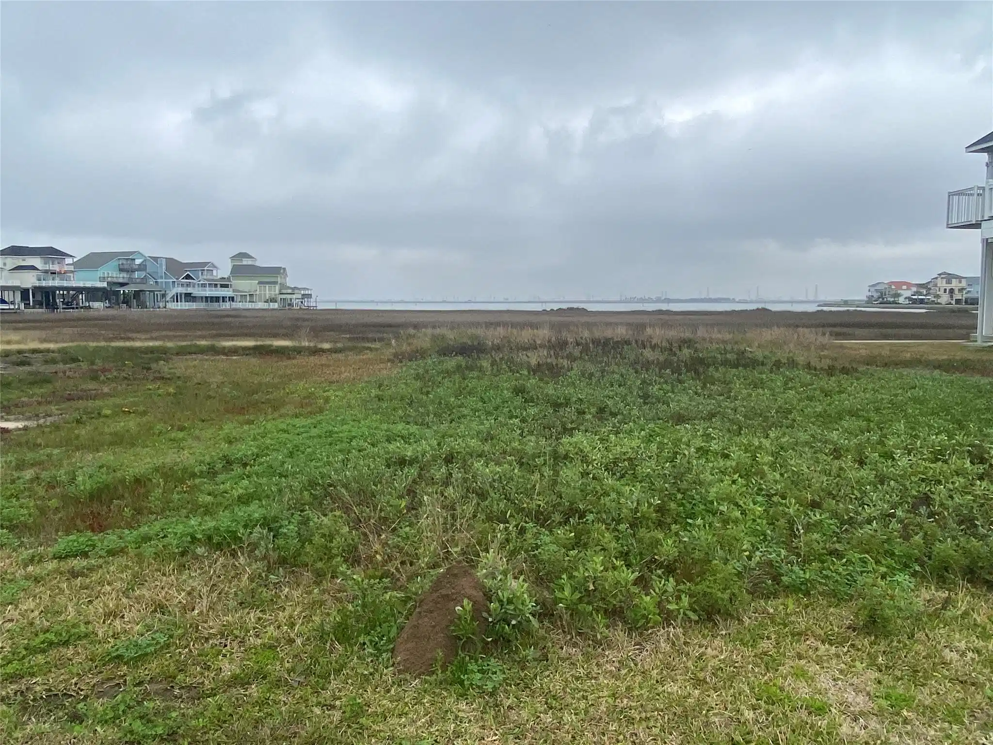 Image 1: Water front lot..