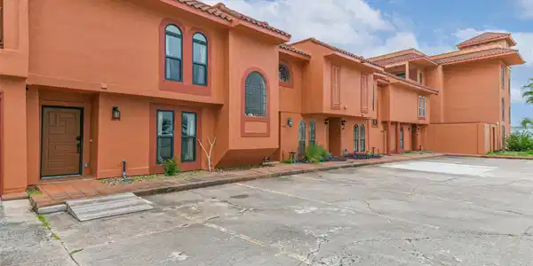 411 Sailfish Street