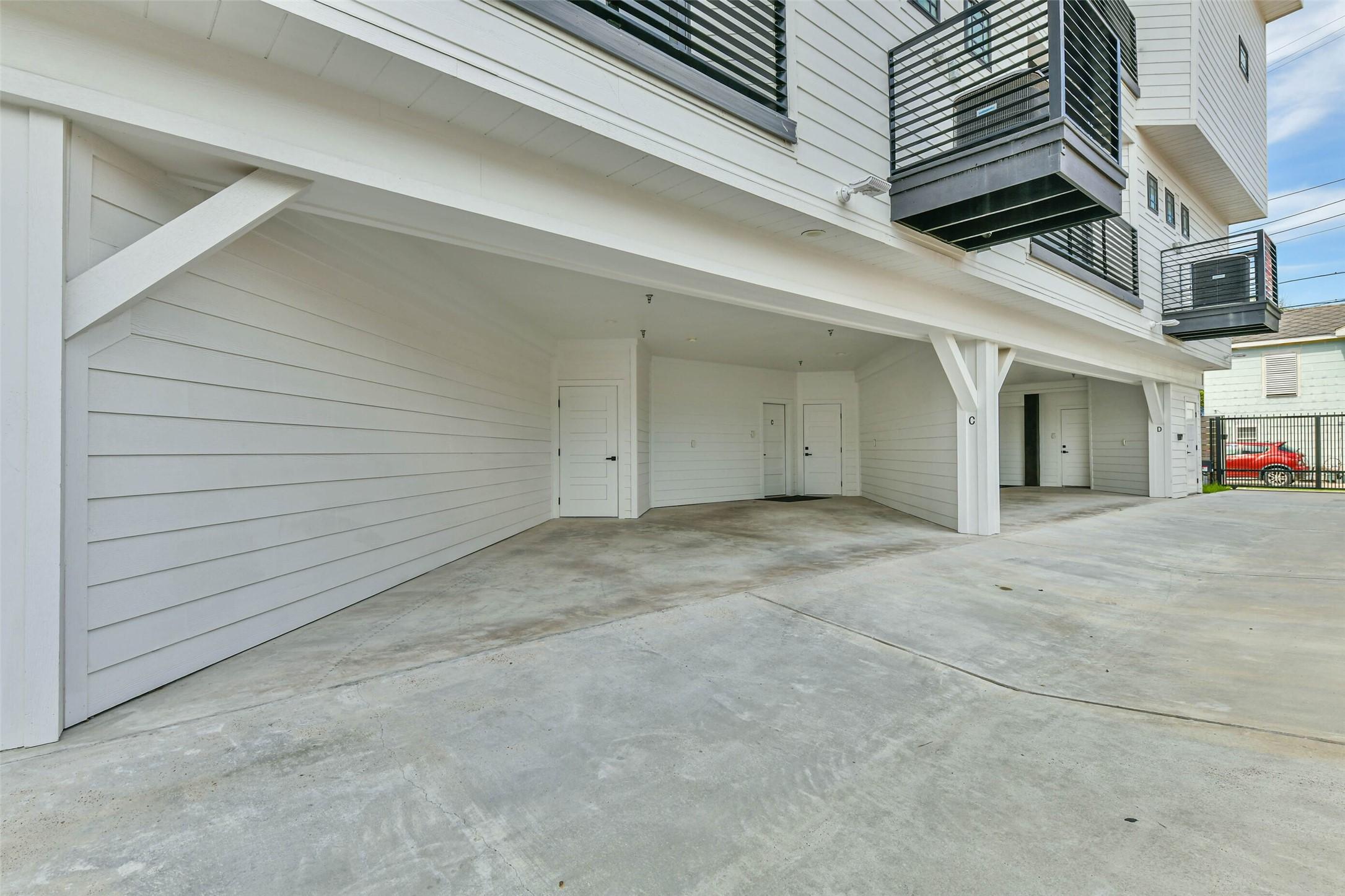 Image 4: Private parking with extra storage closet