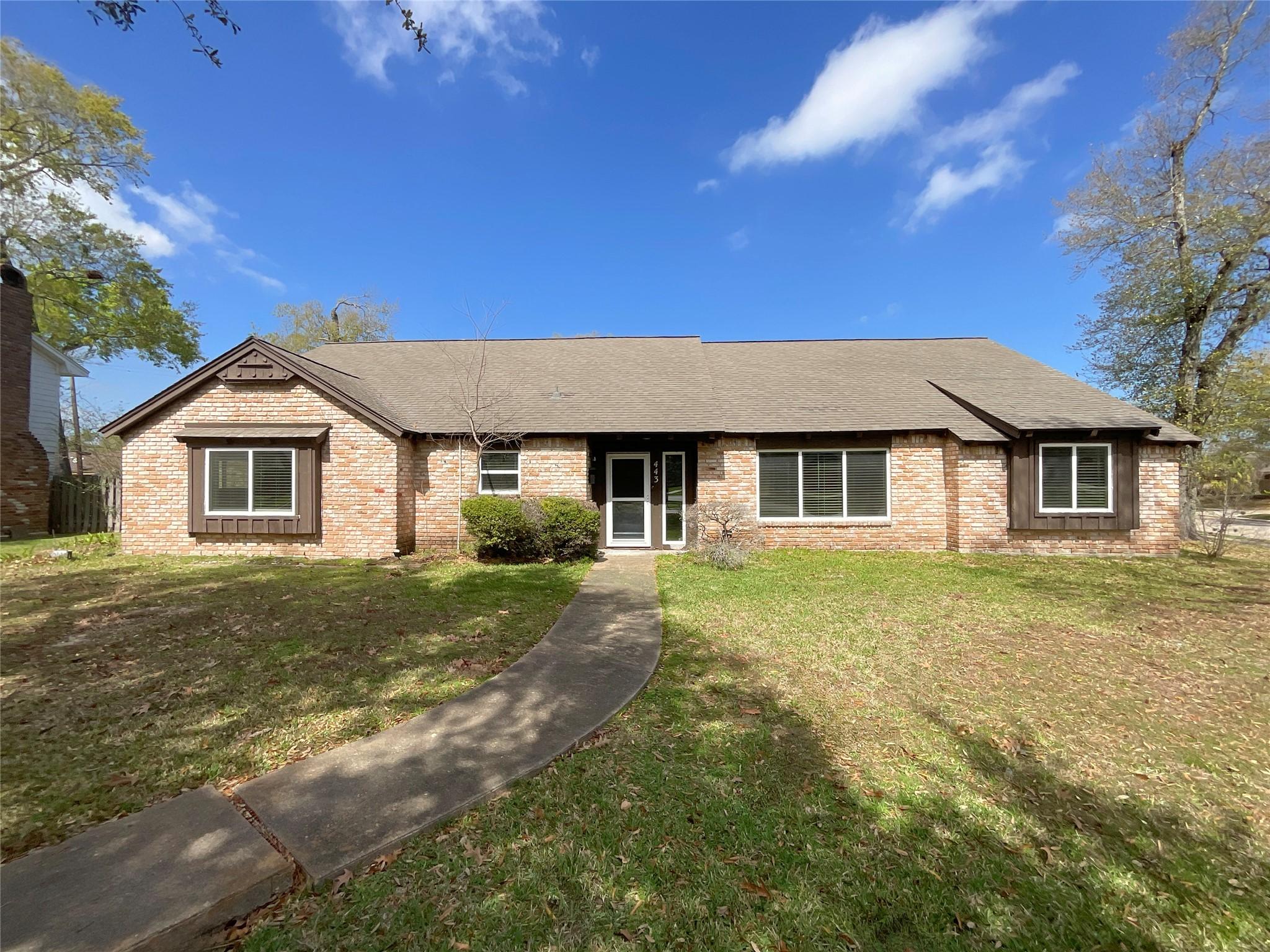 Image 1: Welcome to 443 Bayou View