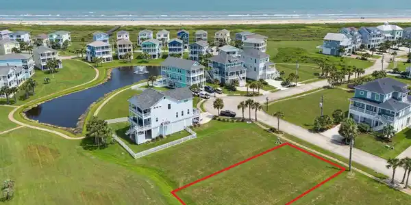 4111 Royal Tern Lane