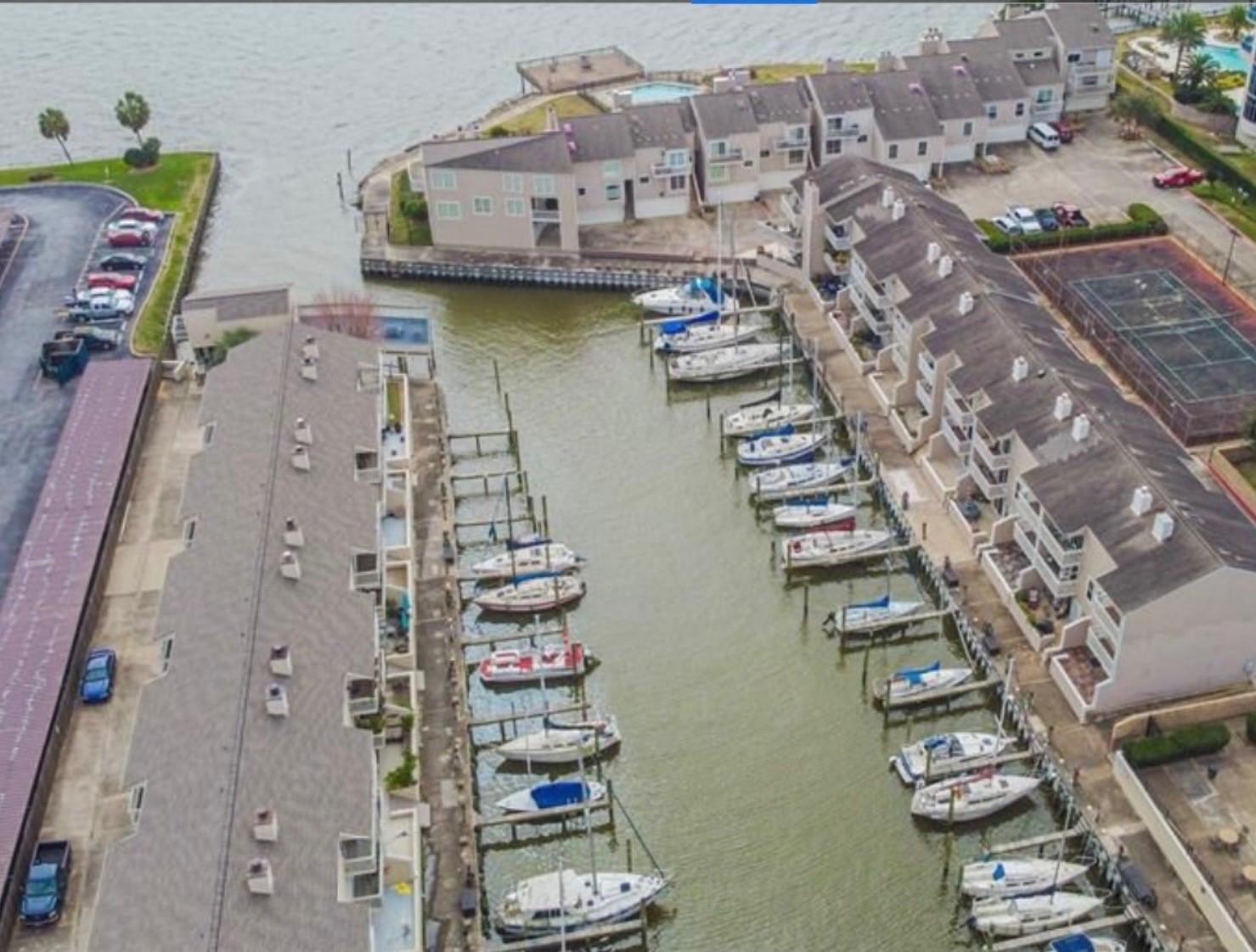 Image 1: Great protected marina located on Clear Lake.