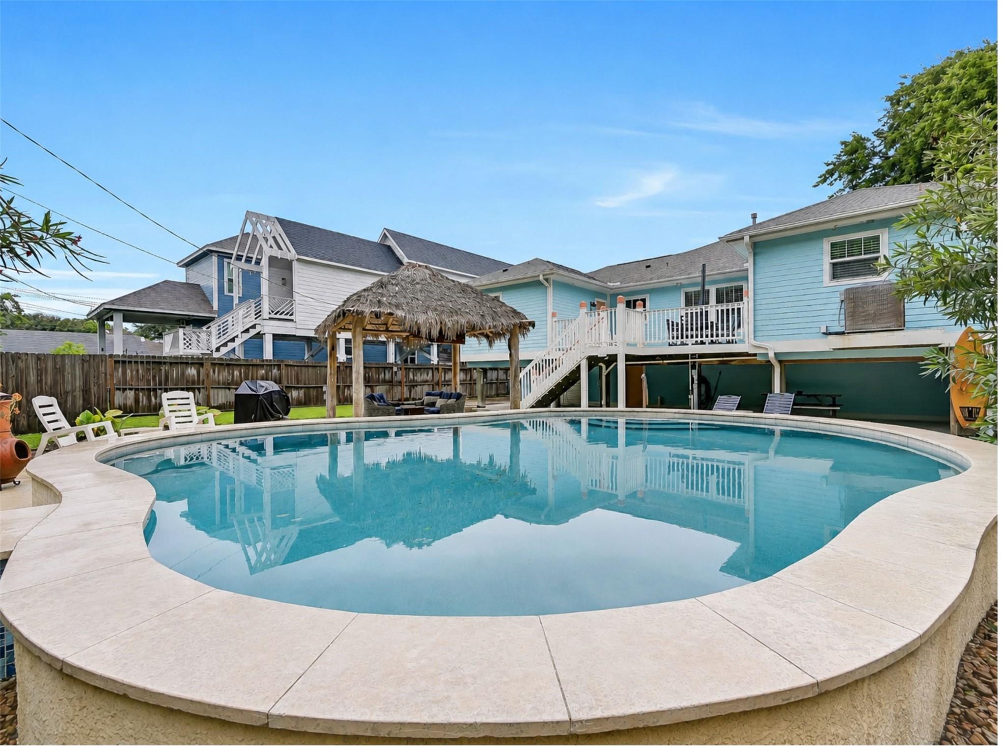 Image 3: Your own private backyard oasis awaits with a spar