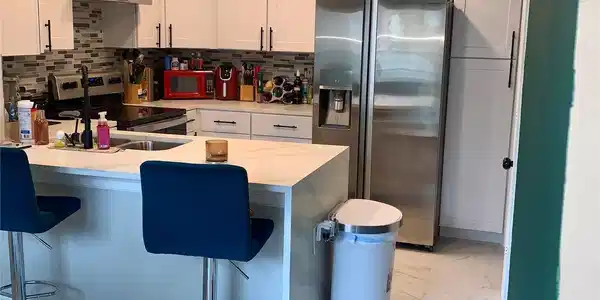 Image 4: Kitchen includes stainless appliances and great ca