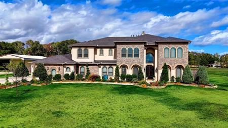 4809 Dutton Lake Drive