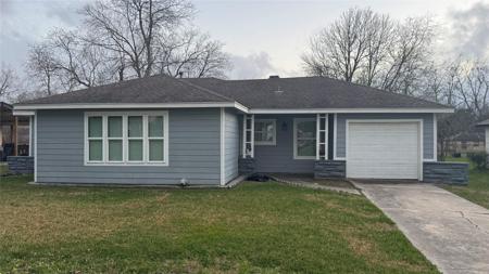 209 Lakewood Drive