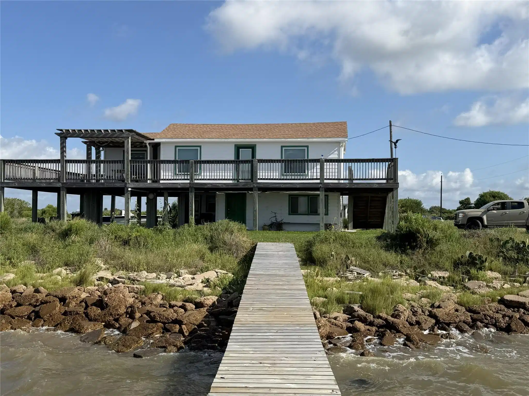 Image 1: Front View House