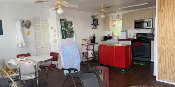 Image 3: Kitchen Area