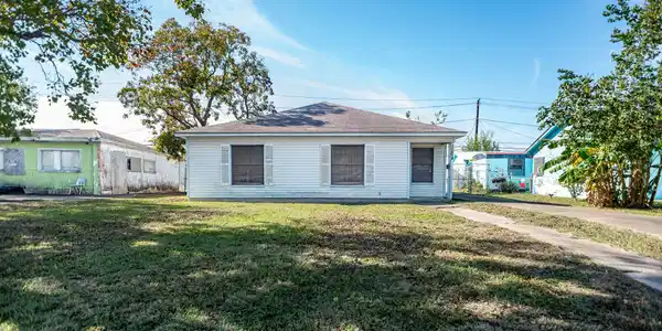 109 Tommy Drive