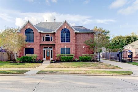 1707 Evergreen Lane