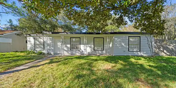 1402 4th Avenue N