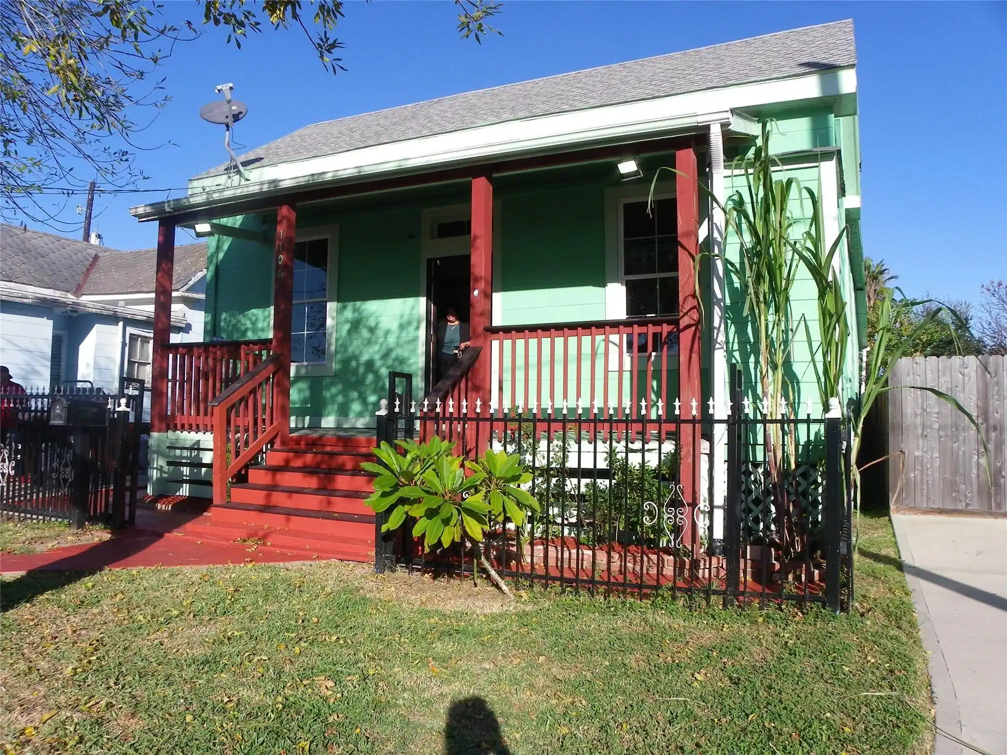 Image 1: 1106 40th Street