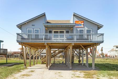 814 Beach Drive
