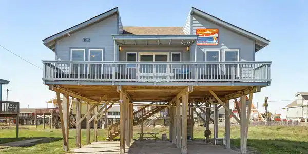 814 Beach Drive