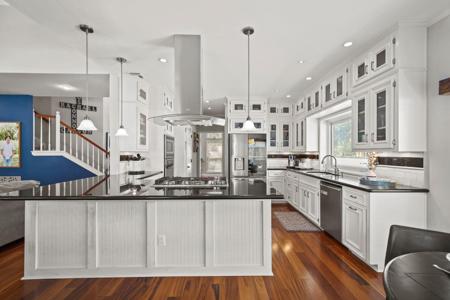 2218 Bay Haven Way