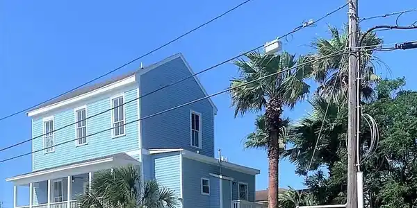 114 17th Street