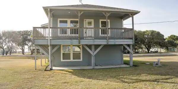 1978 Bayview Drive