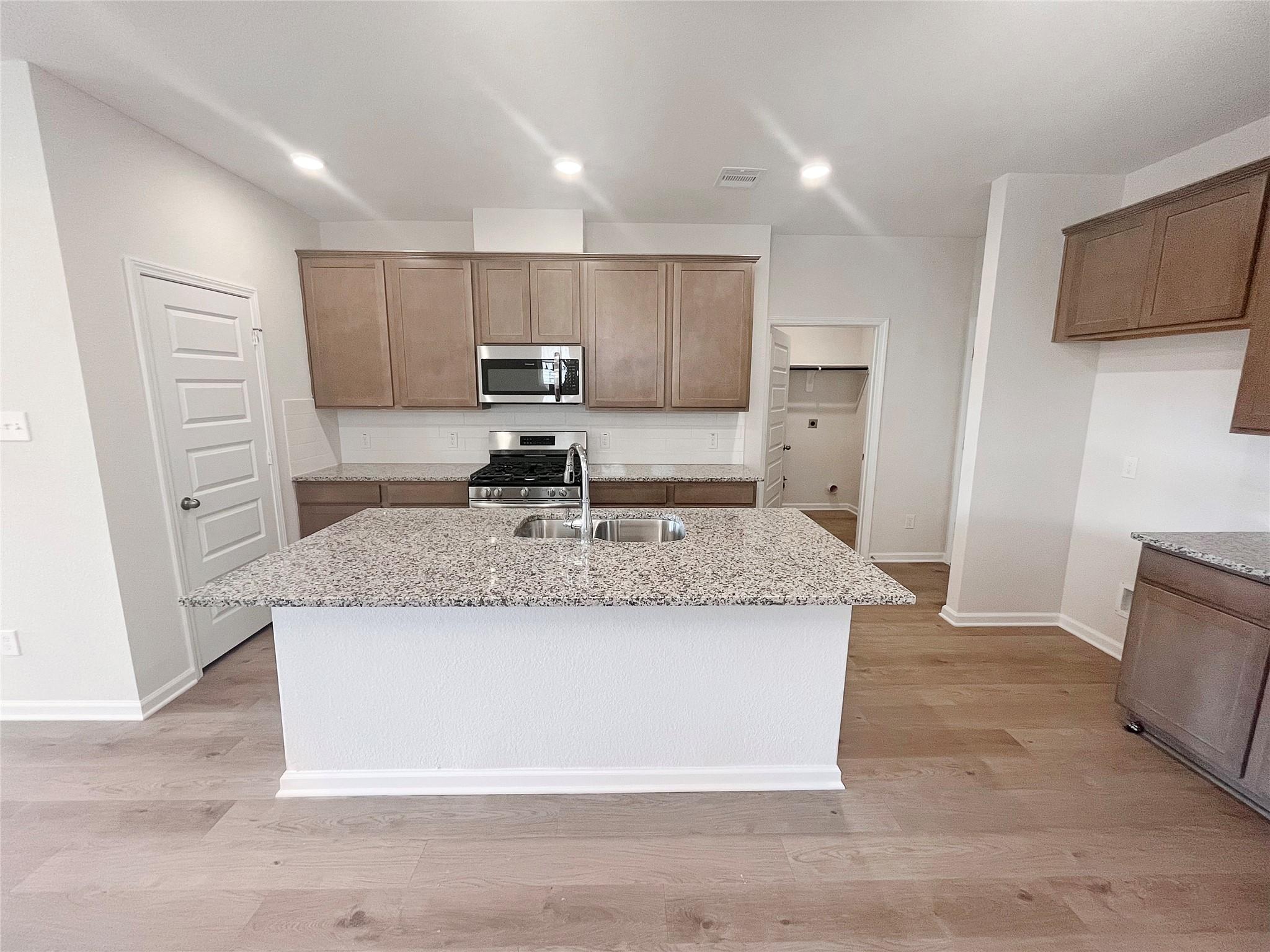 Image 4: The Robin II- Kitchen. Sample image to be used for