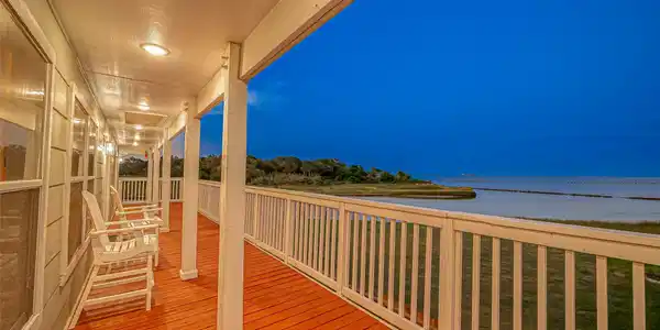 510 Surf Oaks Drive