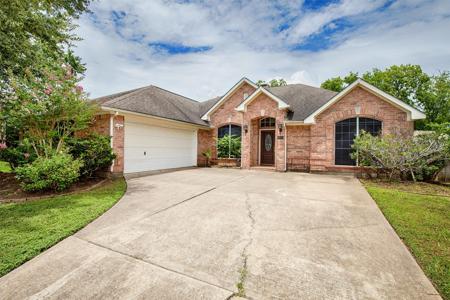 1815 Rustic Oak Lane
