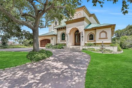 1301 Harbor View Drive