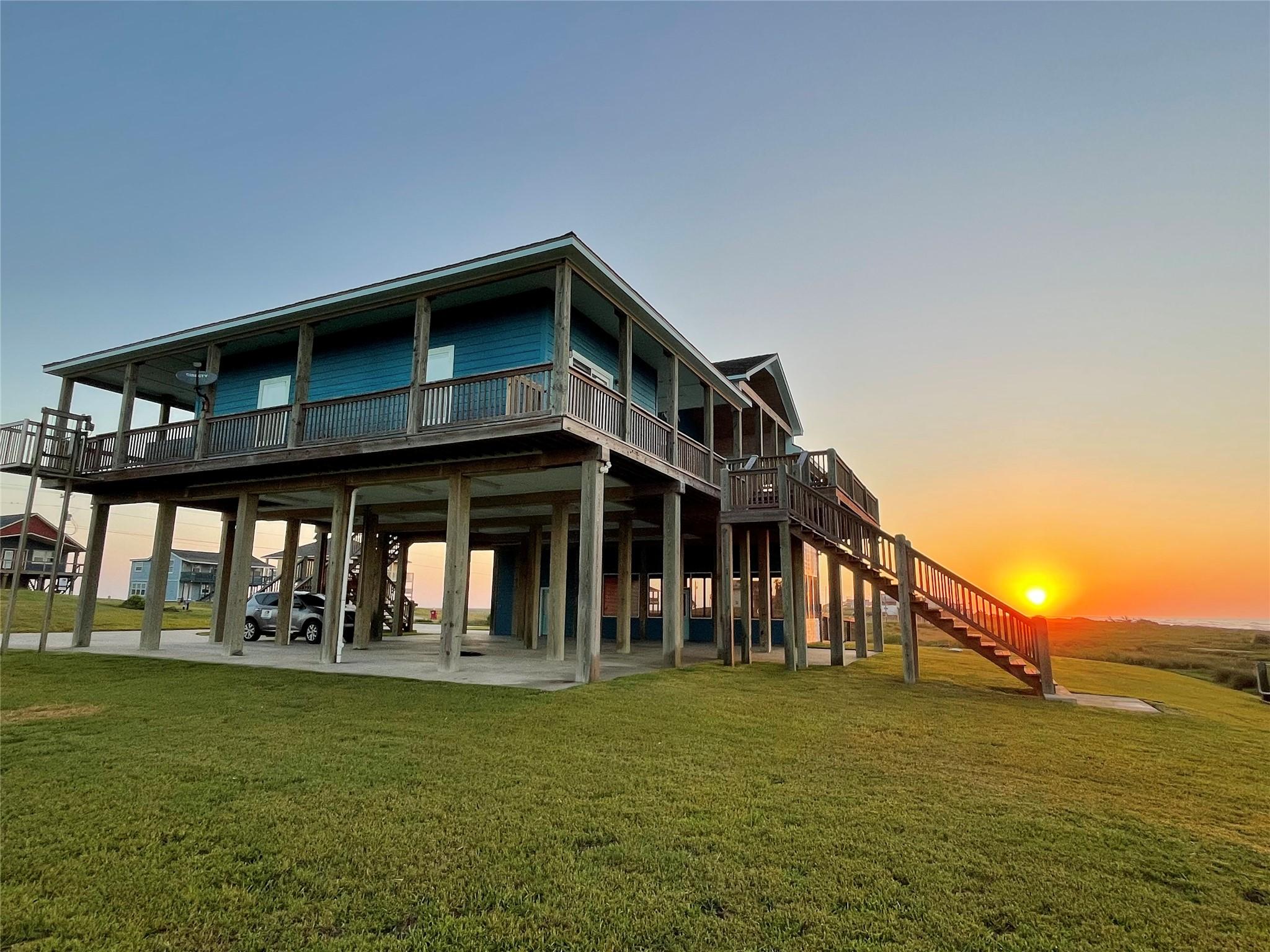 Image 3: This view is from the SW corner of the property, l