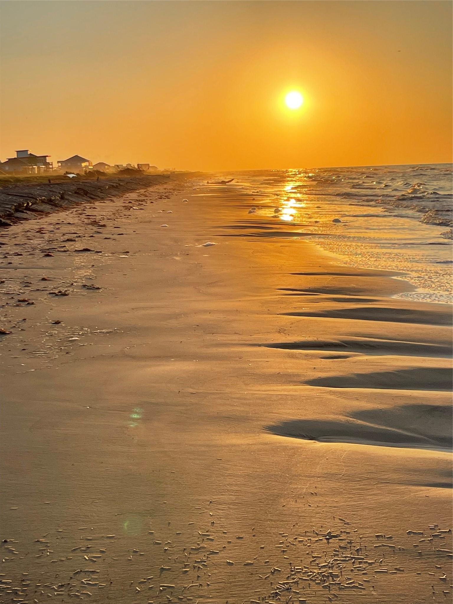 Image 4: Morning of Sargent Beach.